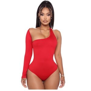 Fashionnovaarm Around Me Bodysuit - image 1